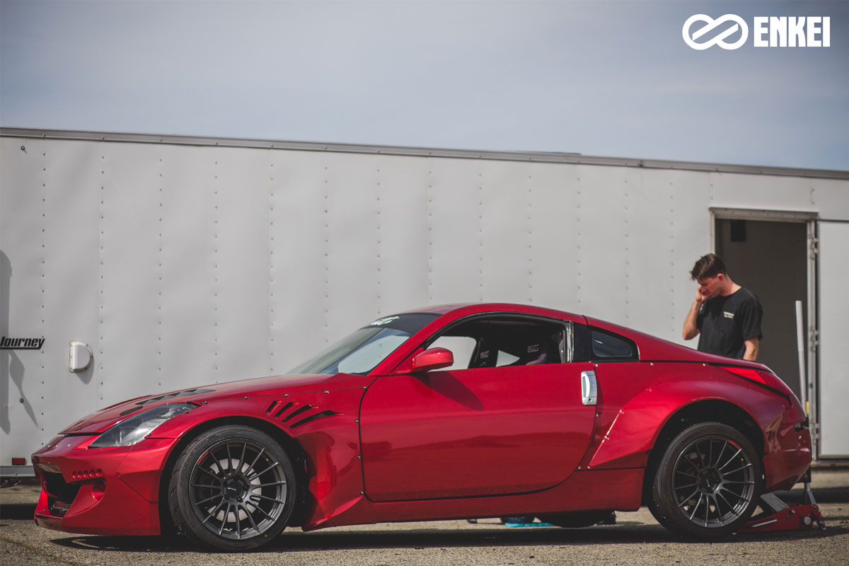Enkei RS05-RR 18x9.5 5x114.3 22mm Offset