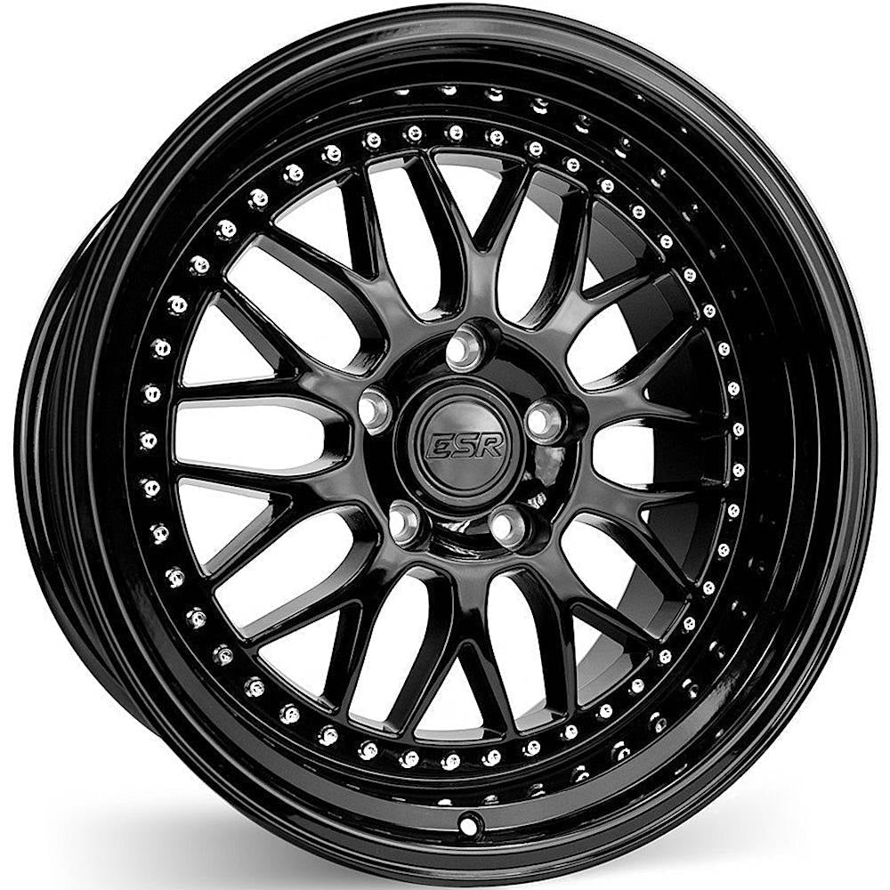 ESR Wheels SR01 Gloss Black w/ Chrome Rivets 19x9.5 | 5x115 (99551415 SR01GBLK 5X115)
