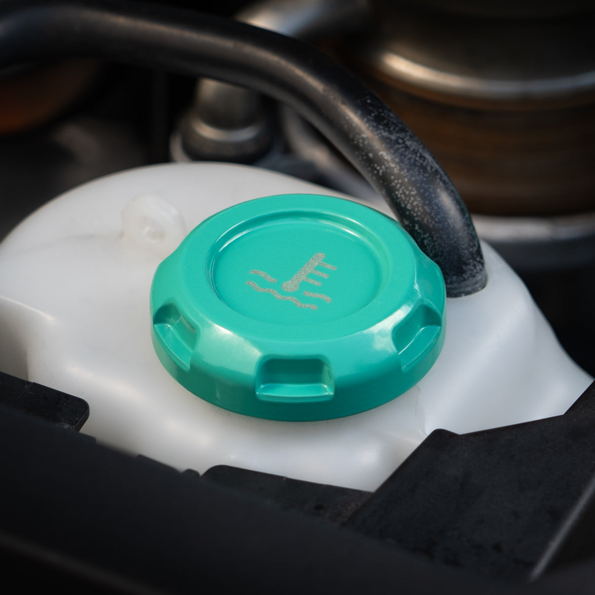 Billetworkz Coolant Overflow Cap Engraved Zero Series Hyper Teal Subaru WRX 02-25 / STI 04-21 | BW-EBCZ-SUB-COO-HYTL-E