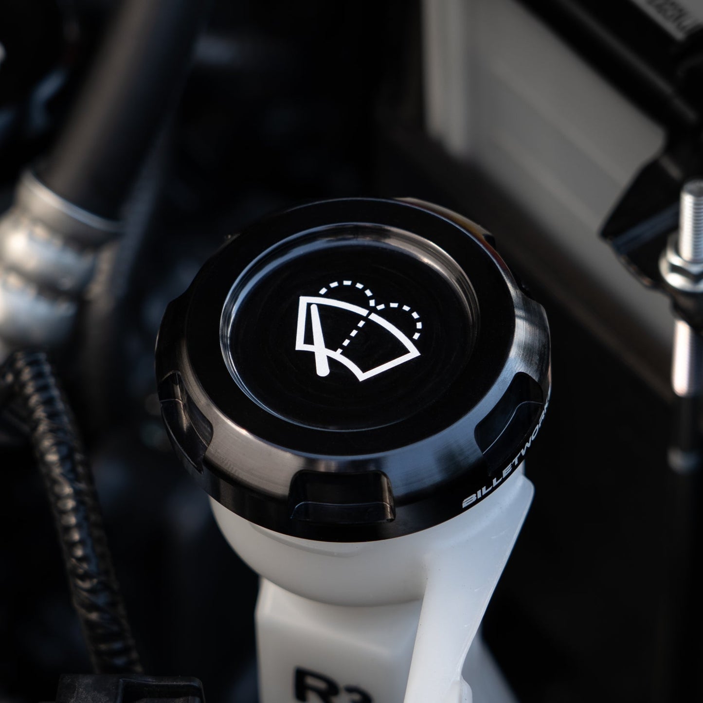 Billetworkz Wiper Fluid Cap Engraved Zero Series Black Anodized Subaru WRX 02-25 / STI 04-21 | BW-EBCZ-SUB-WIP-BLK-E