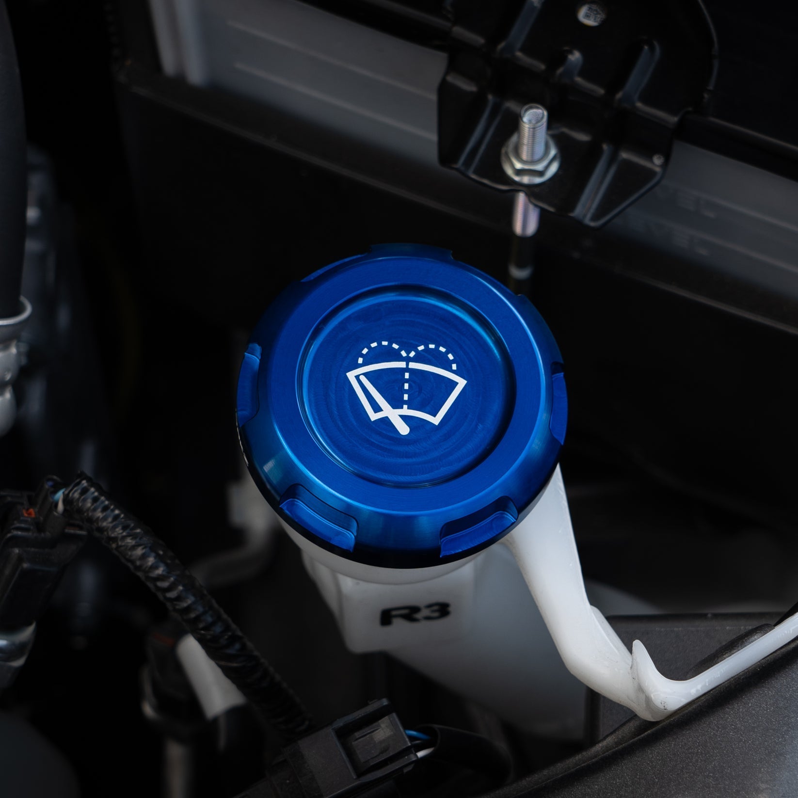 Billetworkz Wiper Fluid Cap Engraved Zero Series Blue Subaru WRX 02-25 / STI 04-21 | BW-EBCZ-SUB-WIP-BLU-E