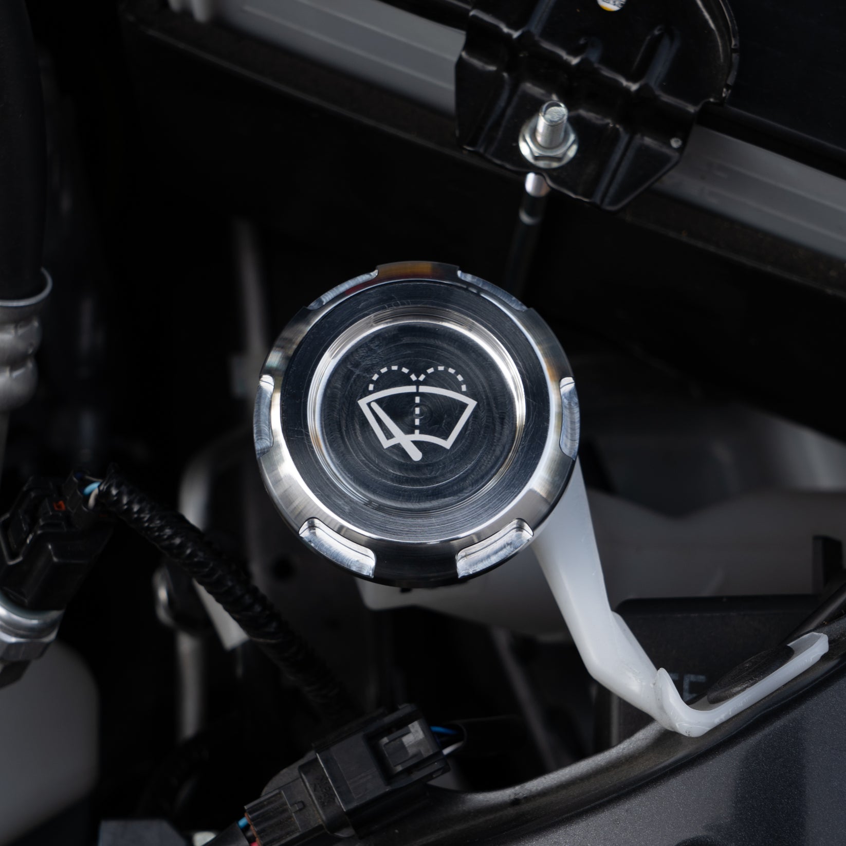 Billetworkz Wiper Fluid Cap Engraved Zero Series Silver Subaru WRX 02-25 / STI 04-21 | BW-EBCZ-SUB-WIP-SIL-E