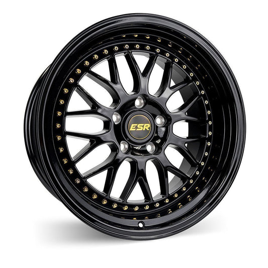 ESR Wheels SR01 Gloss Black w/ Chrome Rivets 18x9.5 | 5x120.65 (89551422 SR01GBLK 5X120.6)