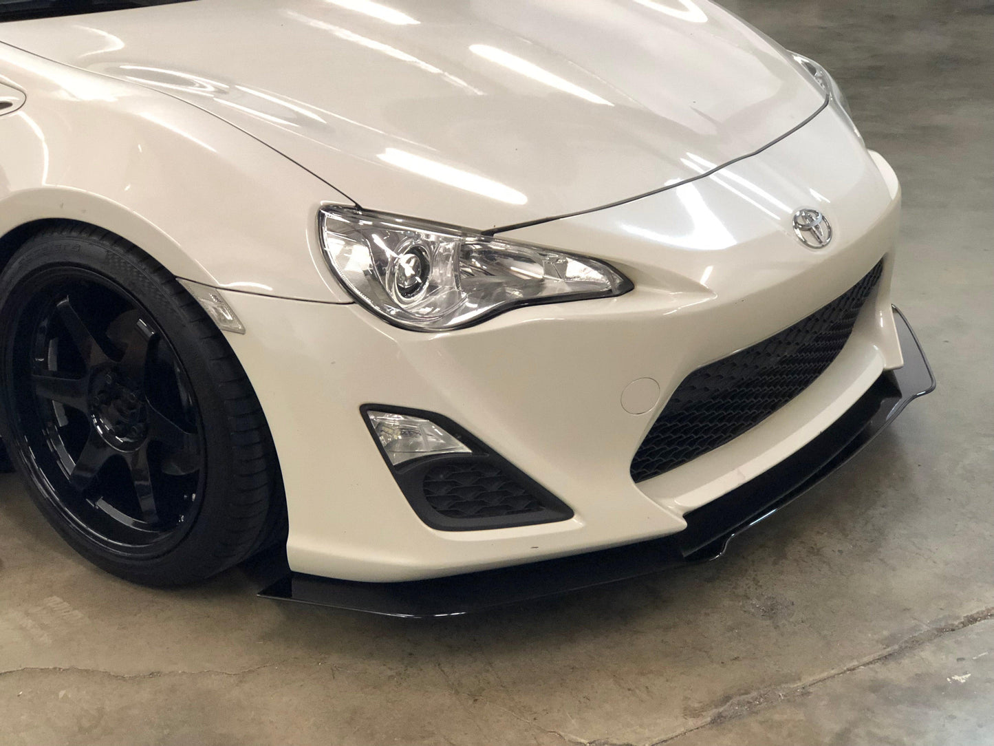 2013-2016 Scion FRS V1 Splitter