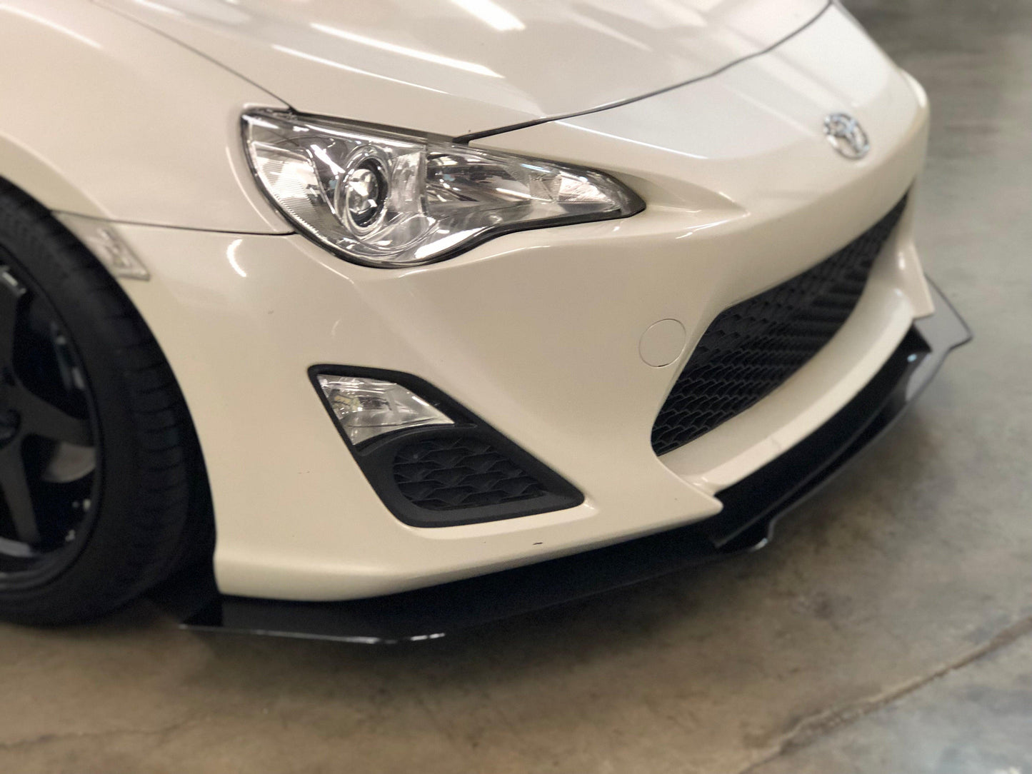 2013-2016 Scion FRS V1 Splitter