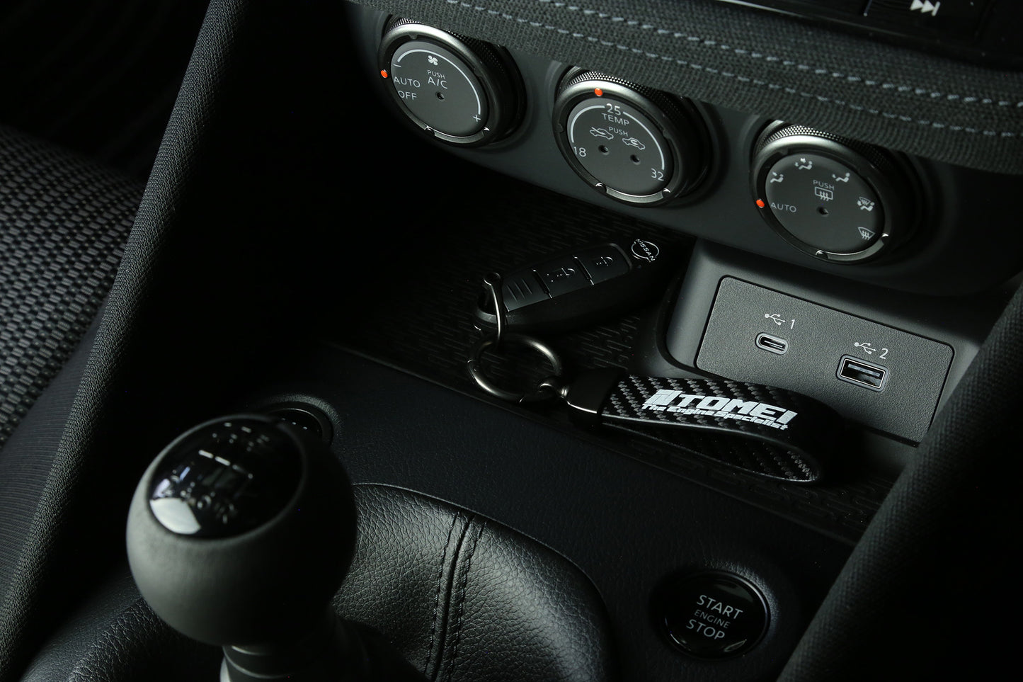 KEYCHAIN CARBON